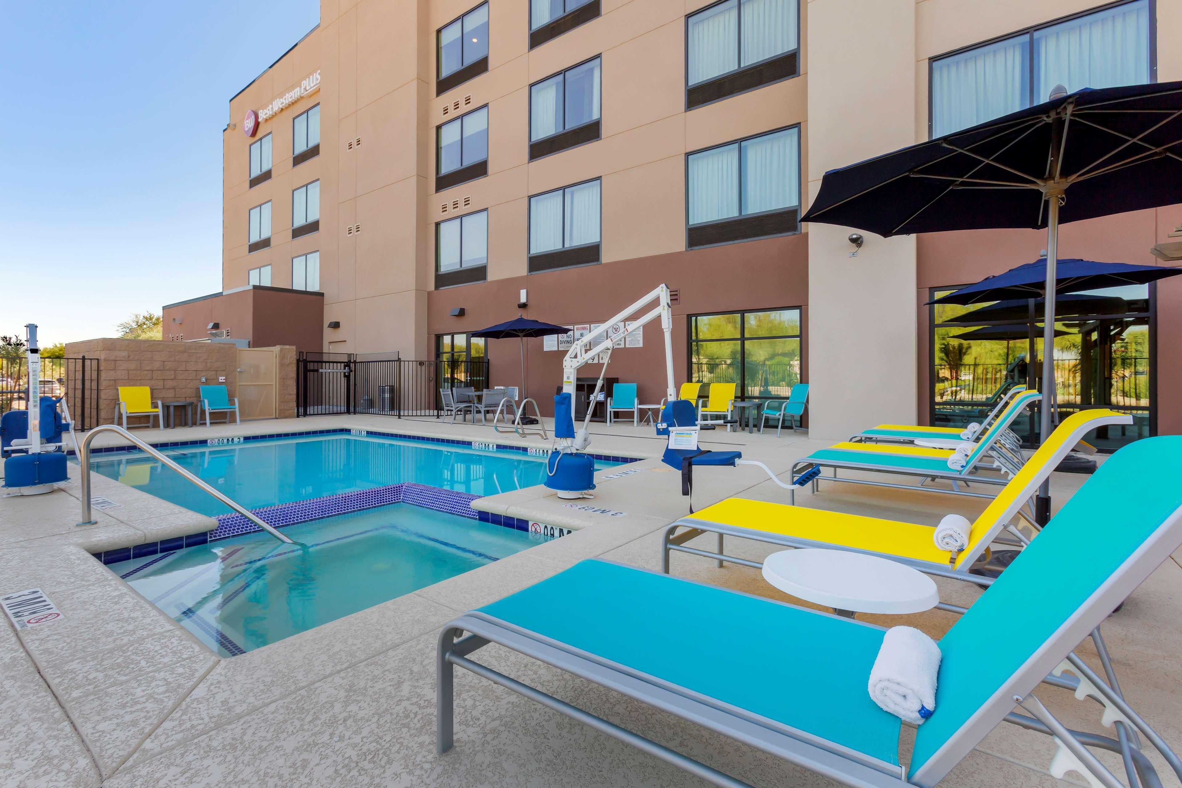 Best Western Plus Executive Residency Phoenix North Happy Valley Exterior foto