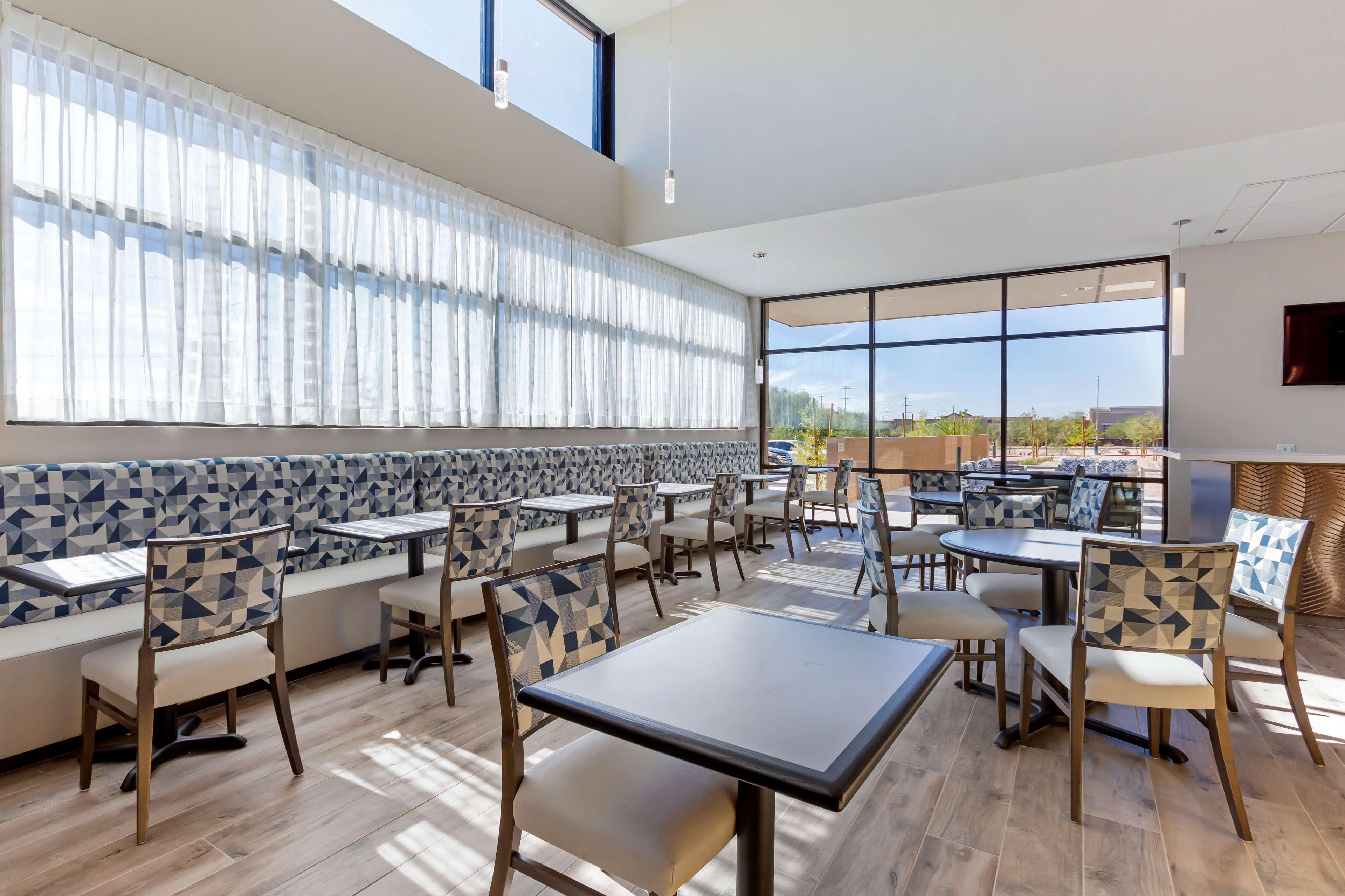 Best Western Plus Executive Residency Phoenix North Happy Valley Exterior foto